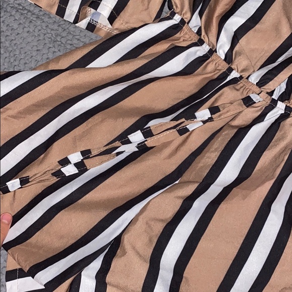 Romper - Picture 3 of 4